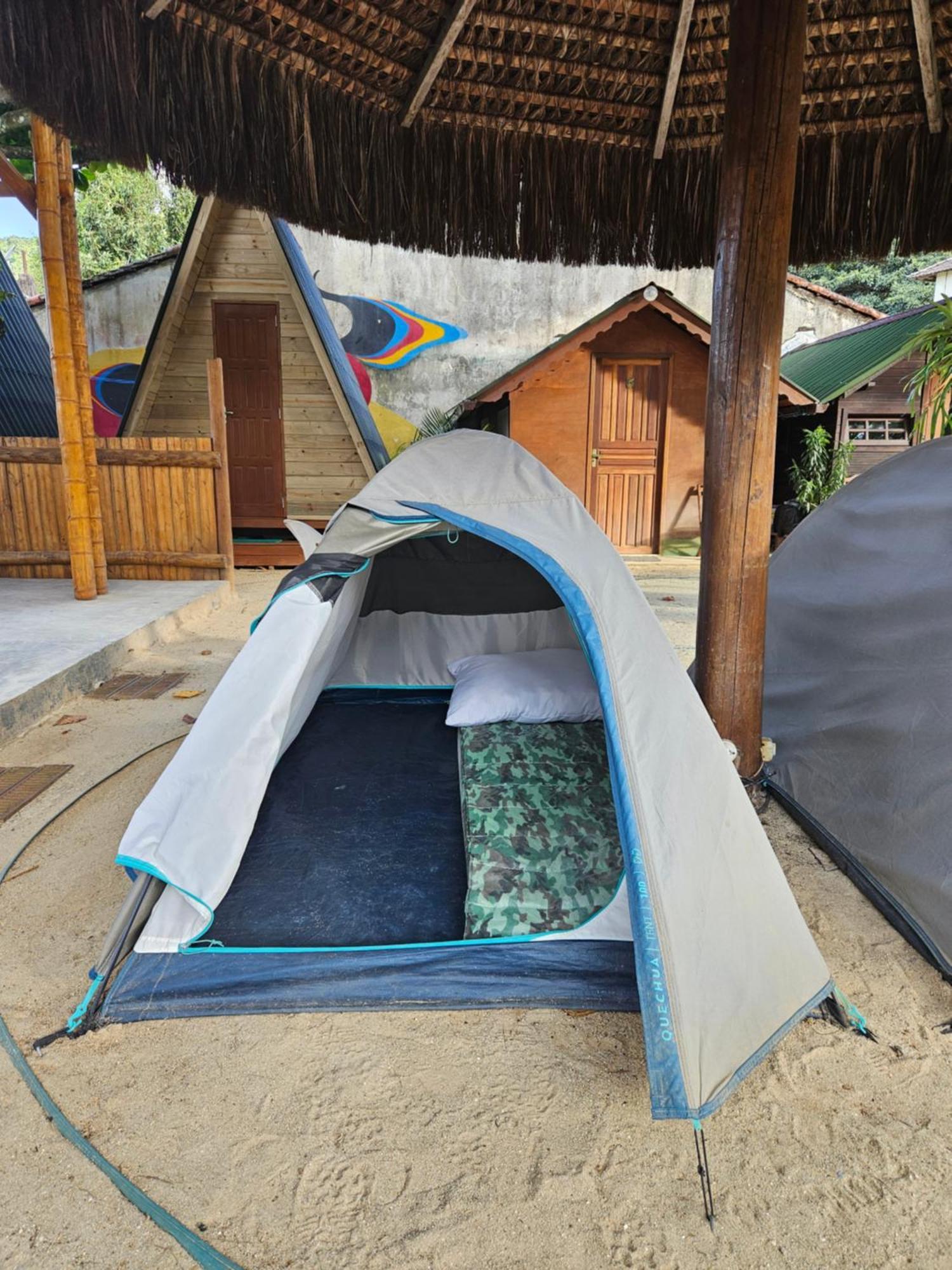 Raio De Sol Pousada & Camping Abraão Exteriör bild