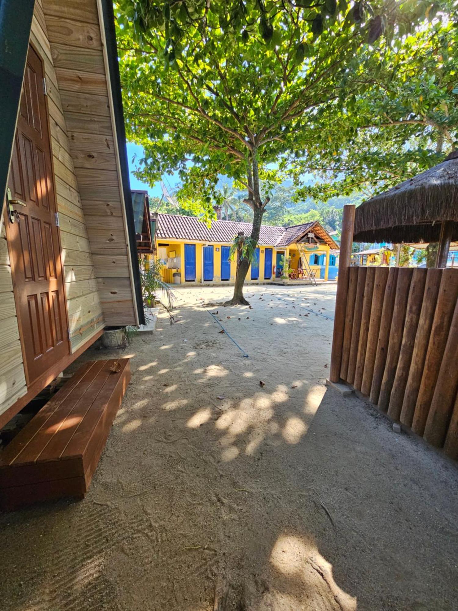 Raio De Sol Pousada & Camping Abraão Exteriör bild