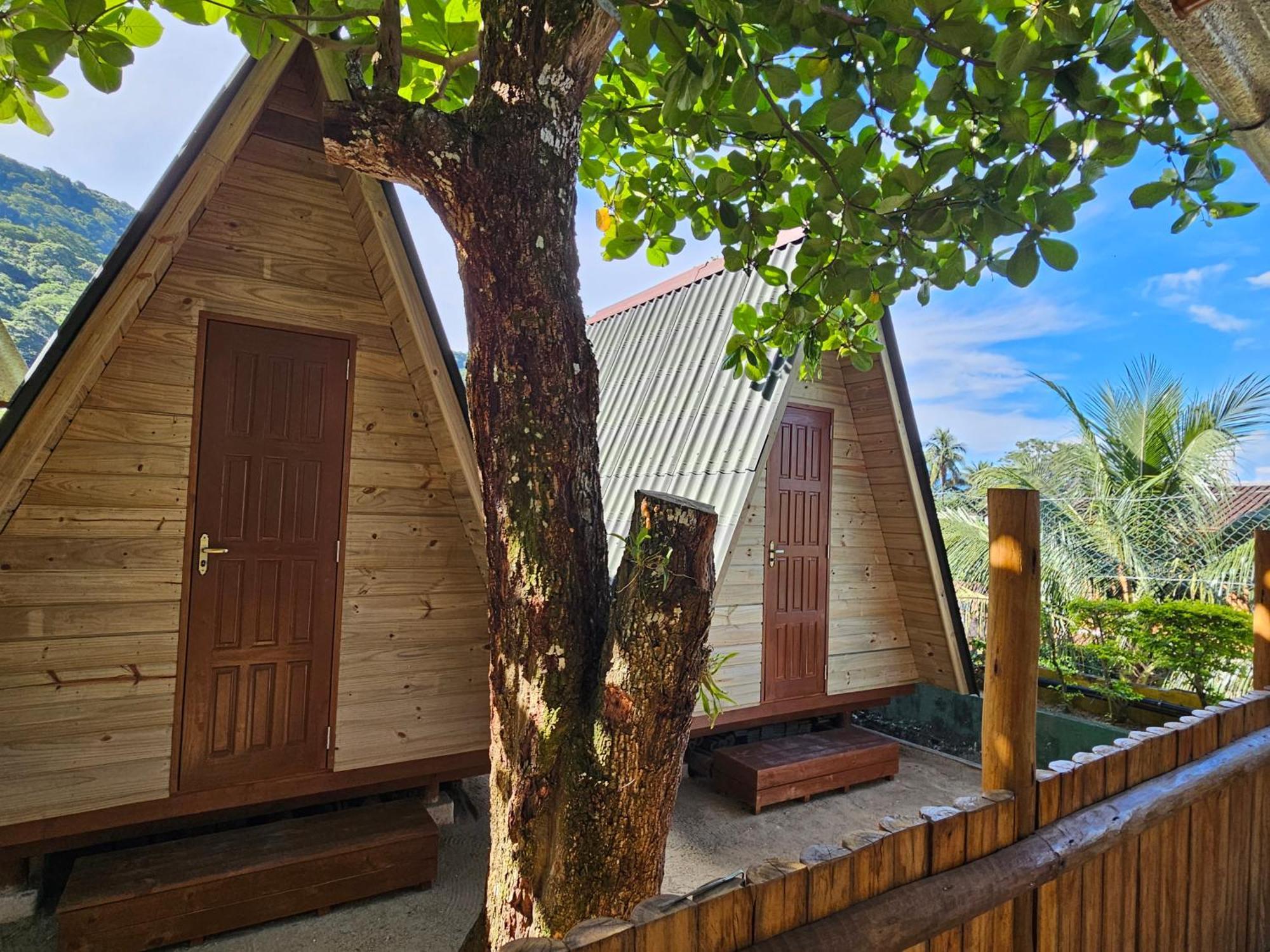 Raio De Sol Pousada & Camping Abraão Exteriör bild